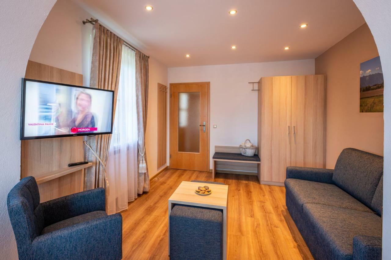 Aparthotel Werdenfels ムルナウ・アム・スタッフェルゼー エクステリア 写真